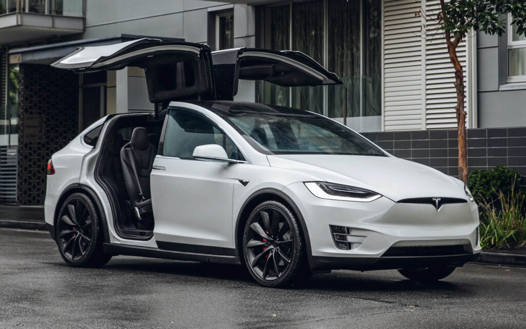 Tesla Model X 